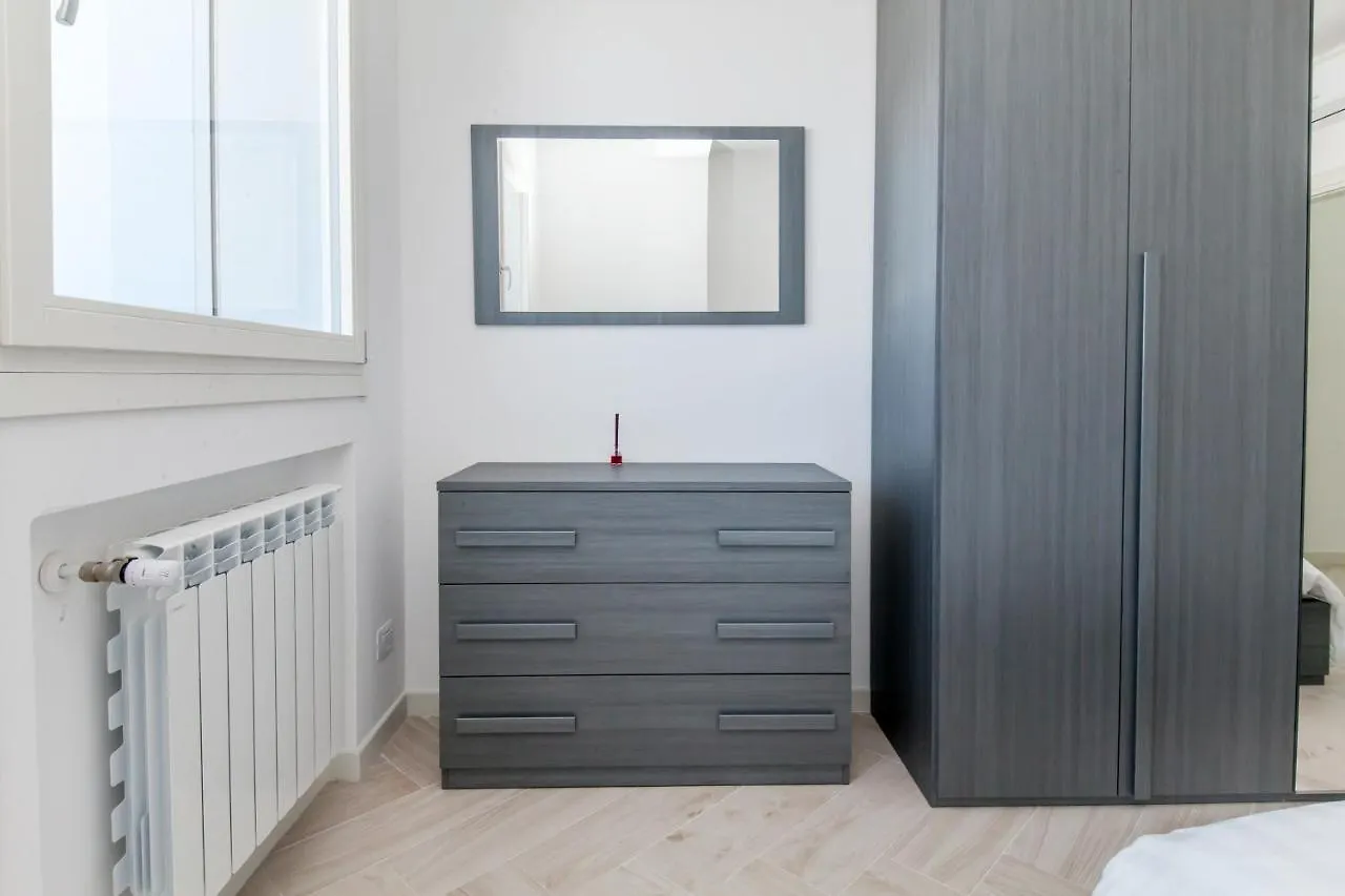 12° Piano Torre Diamante - 67 Apartment Milan Italy